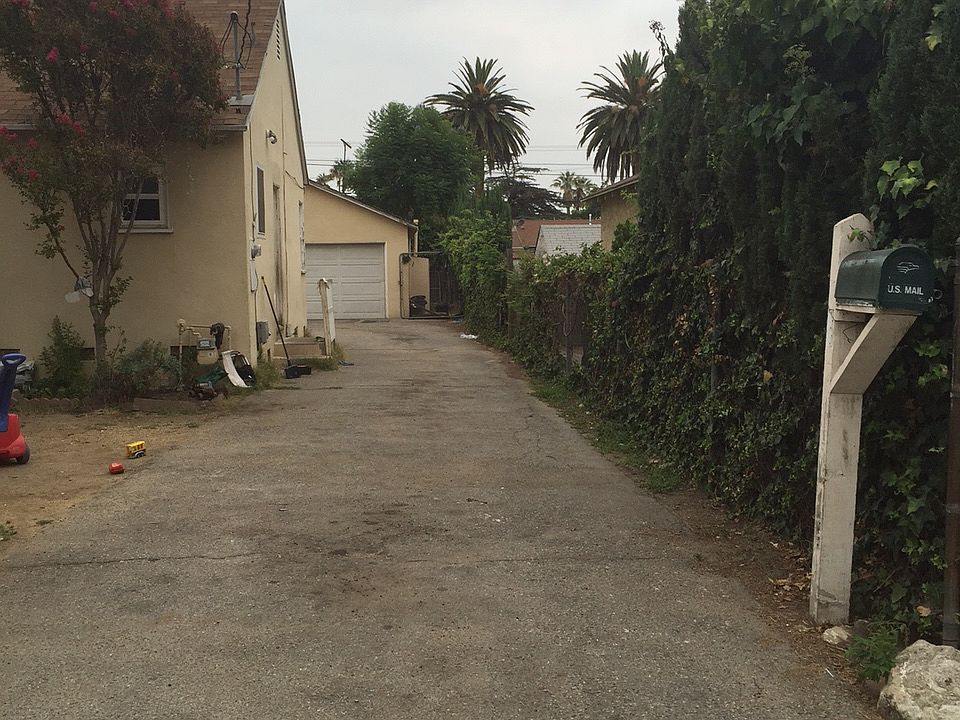 2nd image of 6246 Mary Ellen Ave