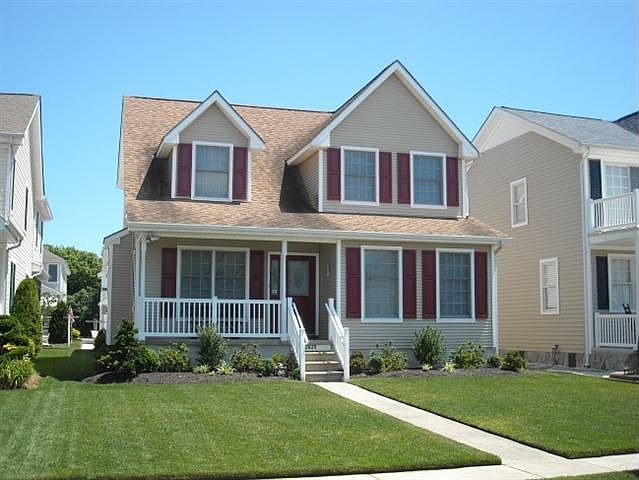 1st image of 2829 Bay Ave #31