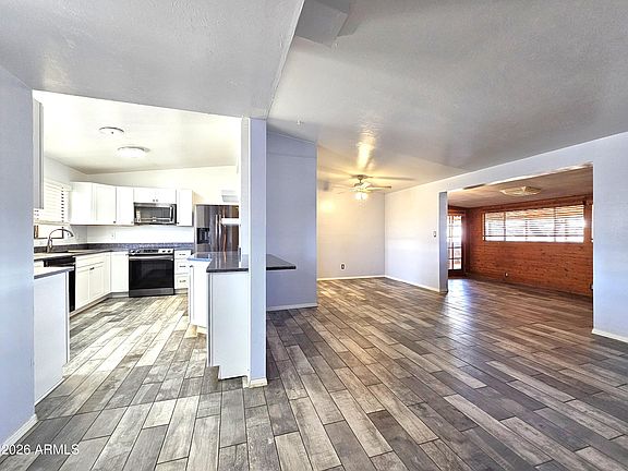 5th image of 67 E MARTIN Drive
