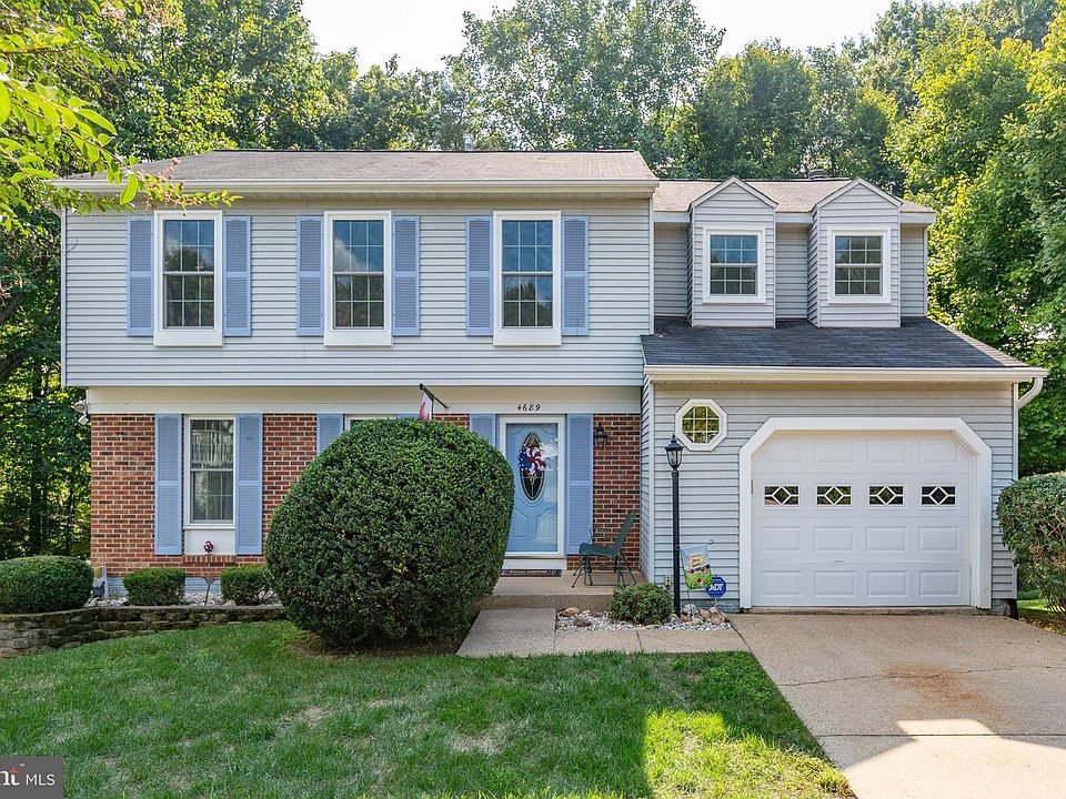1st image of 4689 Bonneville Ln