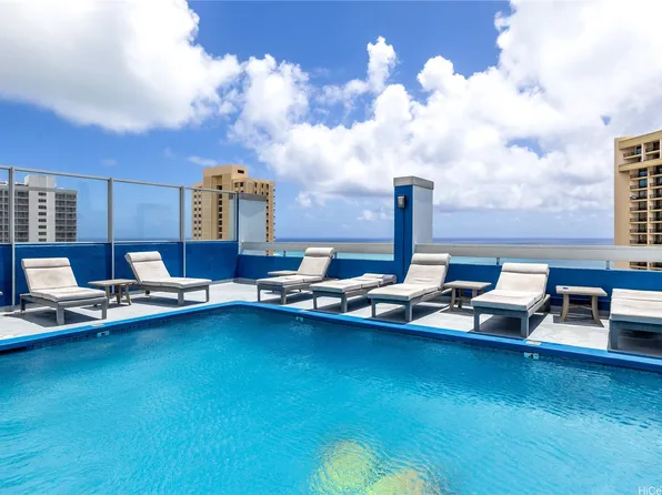 2427 Kuhio Ave #1006, Honolulu, HI 96815