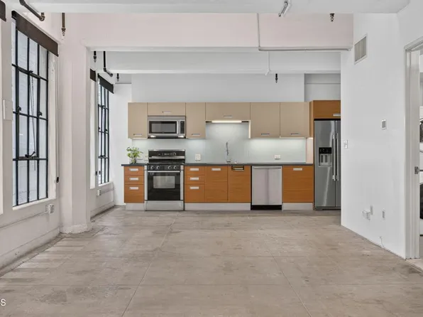 746 S Los Angeles St APT 809, Los Angeles, CA 90014