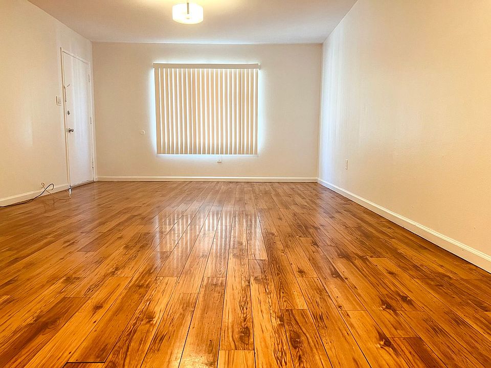 1st image of 924 W Angeleno Ave APT C