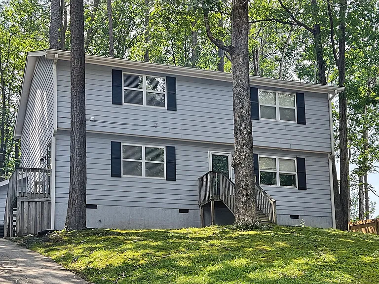618 Branniff Dr — Photo 1
