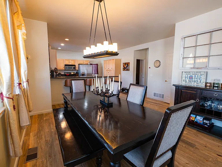 178 Lake View Cir W — Photo 20