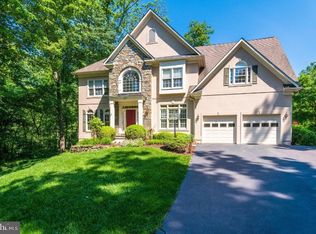 12104 Walnut Branch Rd, Reston, VA 20194