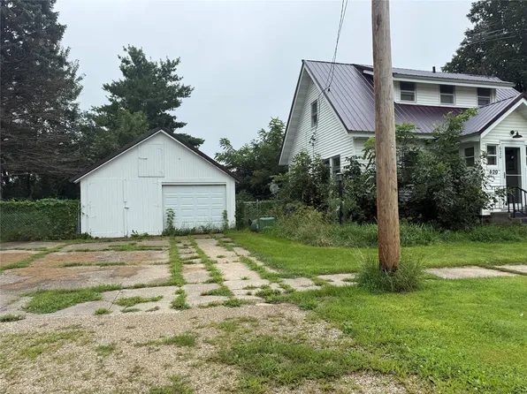620 College St, Marble Rock, IA 50653
