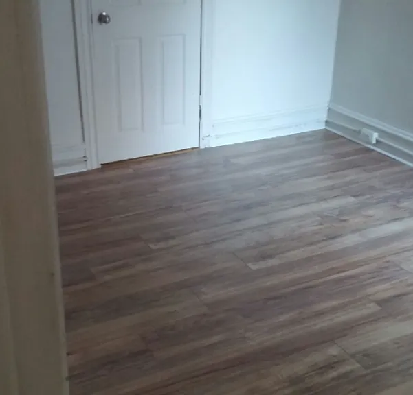 6014 Irving St — Photo 2