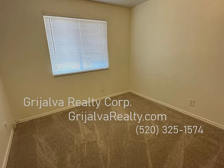 6850 E Lurlene Dr — Photo 8