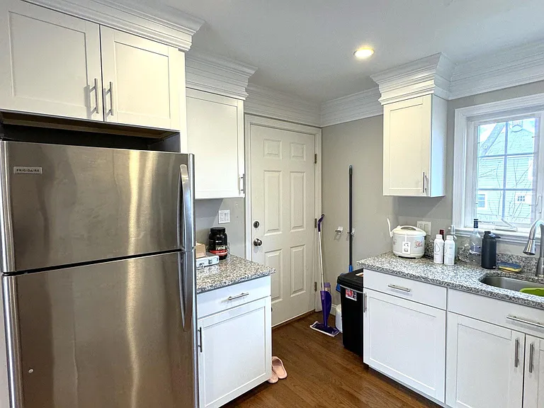 132 Greene St #4 — Photo 7