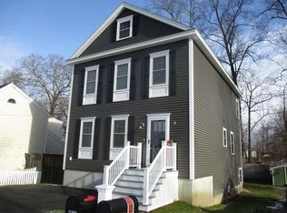 15 Merrimac Ave, Merrimac, MA 01860