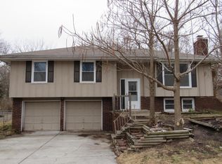 13218 Lowell Ave, Grandview, MO 64030