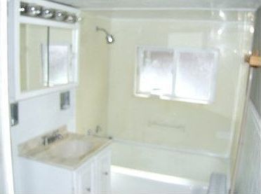 5th image of 17 Belmont Ave