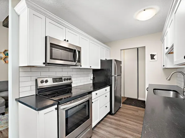 4618 Cedar Lake Rd #6, Saint Louis Park, MN 55416