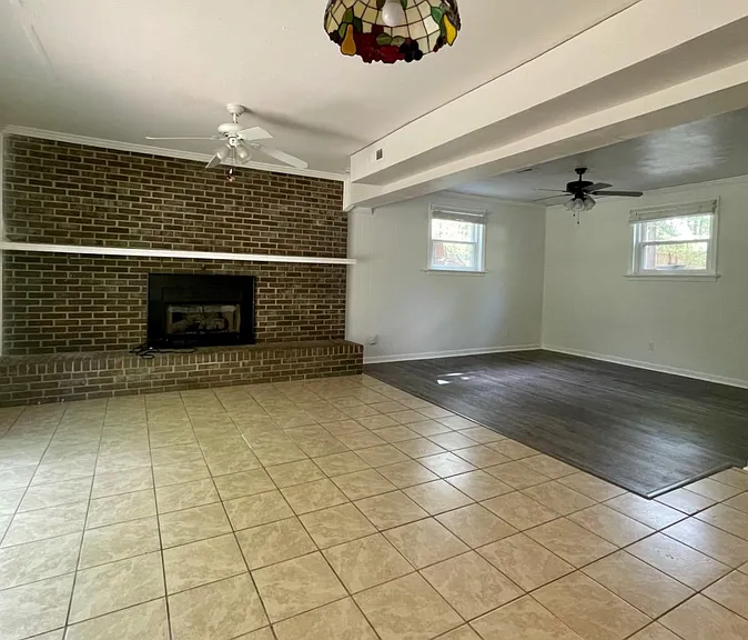 9505 Eastern View Trl — Photo 13