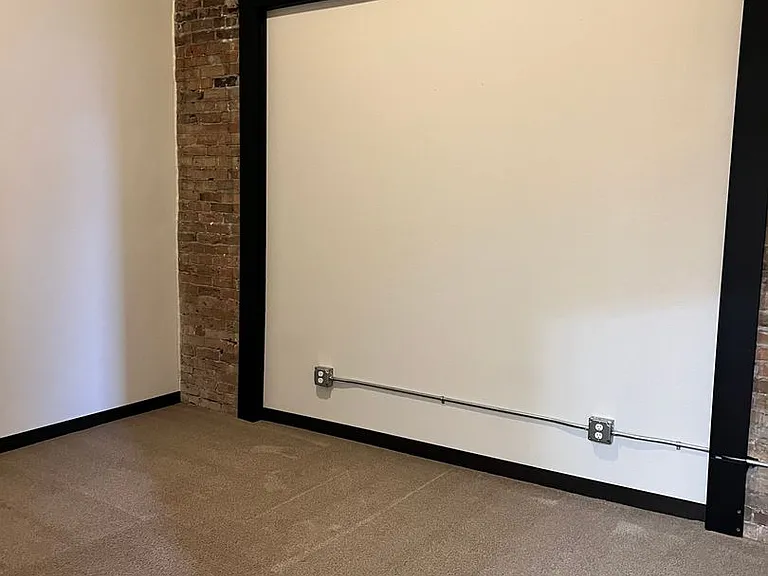 843 Washington Ave — Photo 17
