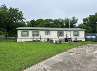 31813 E 685th Rd, Wagoner, OK 74467