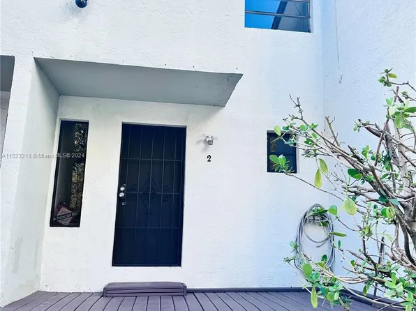 1901 NW South River Dr APT 2A, Miami, FL 33125