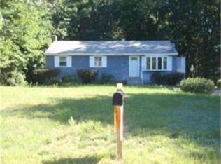 6 Lorraine Rd, Merrimack, NH 03054