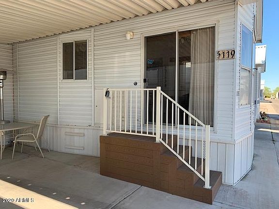 3rd image of 119 E Hedge Dr