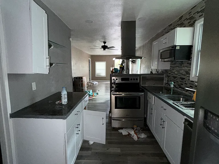 3119 Lens Ave — Photo 4