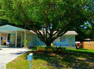 671 Regina Rd, Dunedin, FL 34698