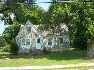 424 W North St, Watseka, IL 60970