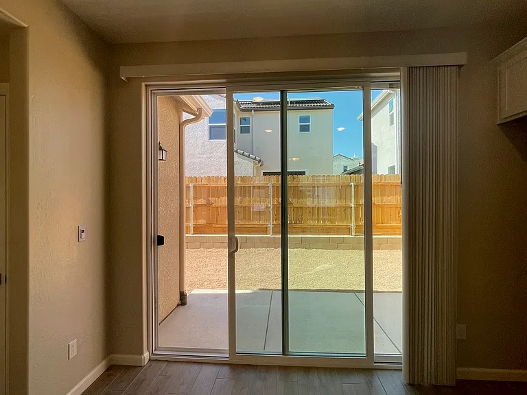 1109 Elevations Way W — Photo 15