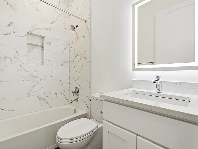 710 Kennedy St NW #11 — Photo 19