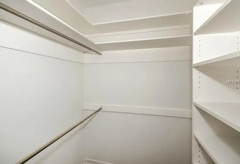 4610 W Gray St #301 — Photo 5