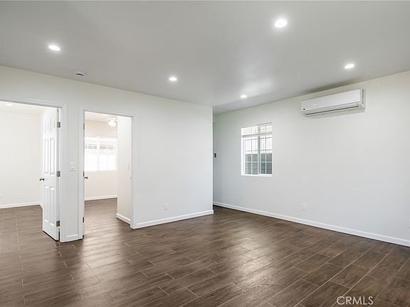 5th image of 10972 McKinley Ave Unit 1/2
