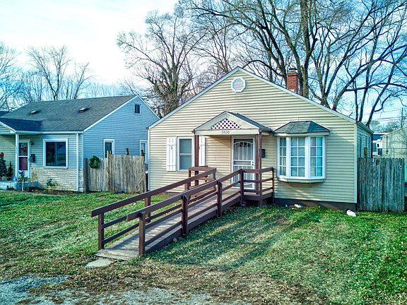 2nd image of 3930 Caroline Ave