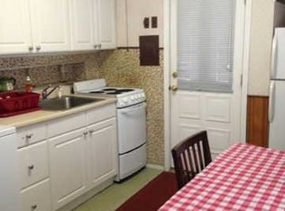 103 Cord Ln, Levittown, NY
