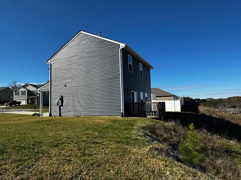 3113 Berna Way — Photo 3