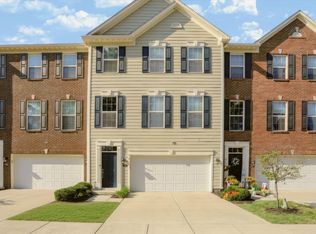 9056 Ramapo Dr, Fishers, IN 46038