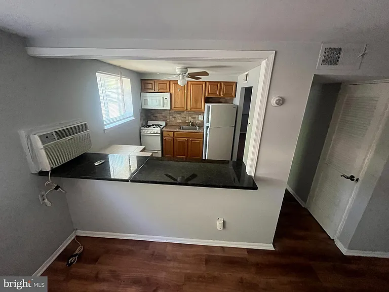 7837 Dungan Rd #B — Photo 1