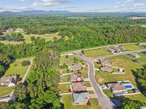 5th image of 84 N Creek Dr