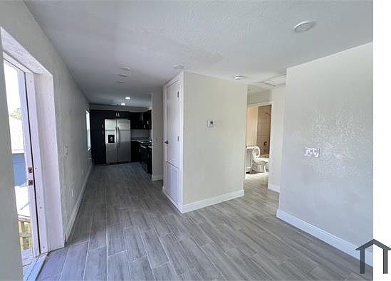 3rd image of 1826 42nd St S #B