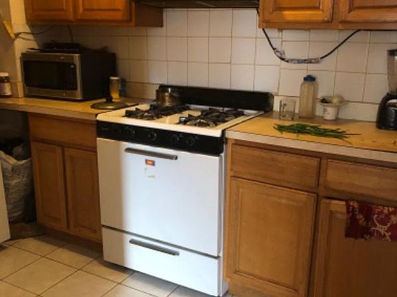 2nd image of 10731 Liverpool St #3