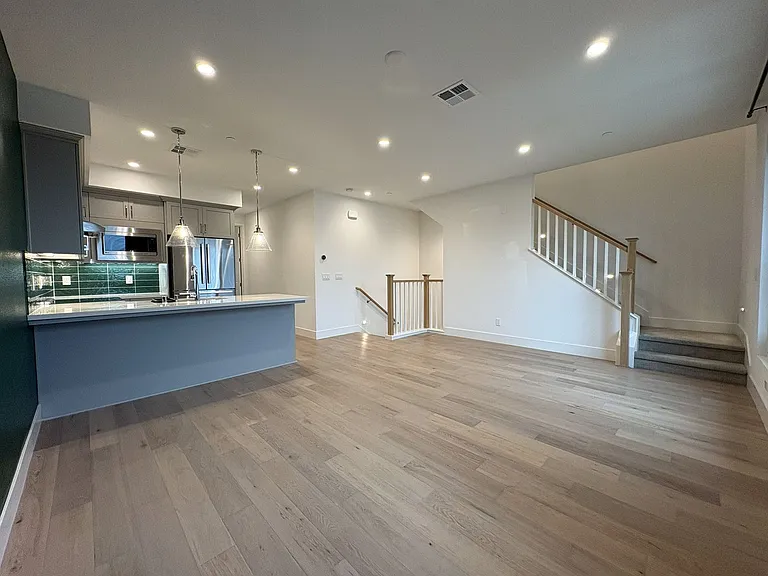 1381 W Middlefield Rd — Photo 8