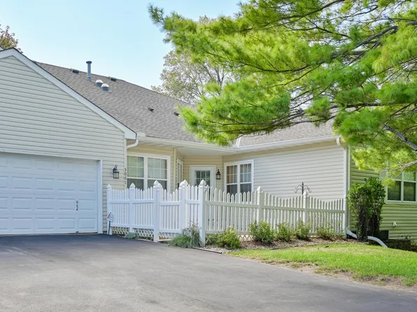 3061 Timberwood Trl #43, Saint Paul, MN 55121