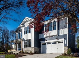 409 Yeonas Dr SW, Vienna, VA 22180