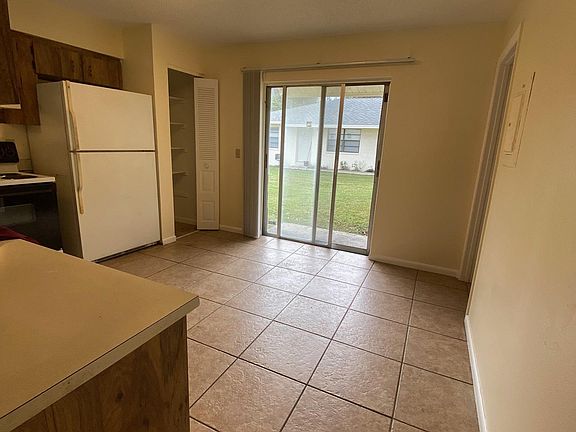 Dining area in Kitchen