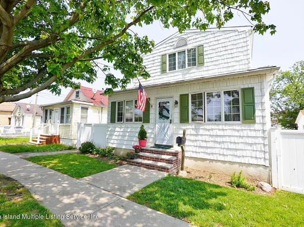 52 Winham Ave, Staten Island, NY 10306