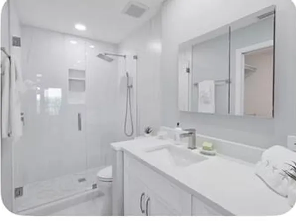 1315 Mainsail Dr, Naples, FL
