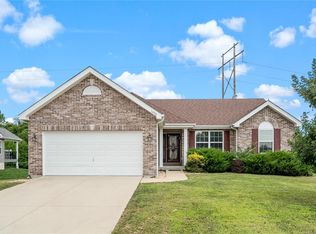 1056 Richland Park Dr, O Fallon, IL 62269