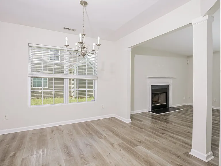3771 Burtons Barn St — Photo 6