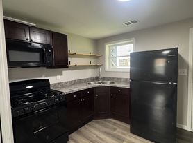 4320 S Brook St, Louisville, KY
