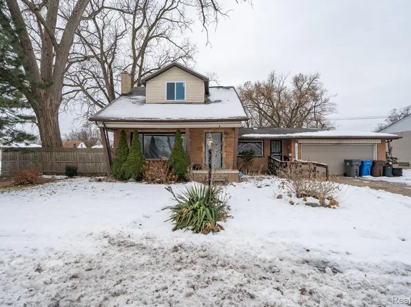 3668 Allen St, Inkster, MI 48141
