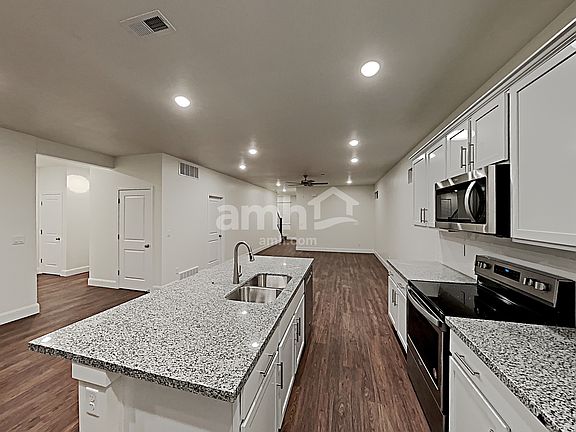 4th image of 2671 W 3400 S